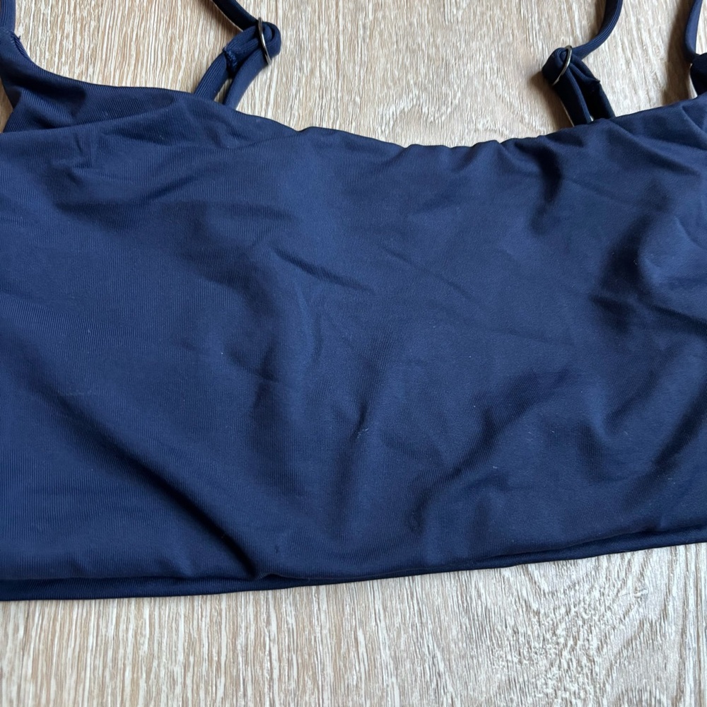 Athleta Vitaform Bralette - Picture 4 of 7